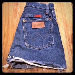 Wrangler cut off shorts, size 0